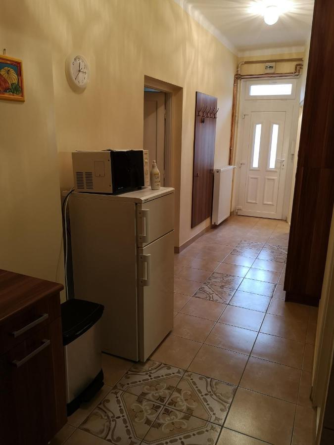 Veva Apartman - Eger Maganszallashely Eksteriør billede