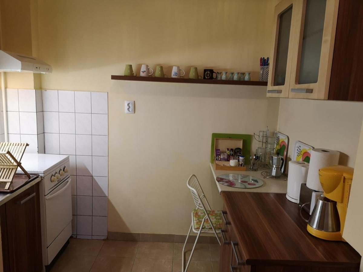 Veva Apartman - Eger Maganszallashely Eksteriør billede