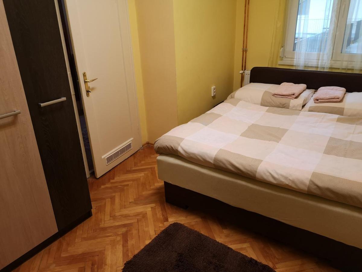 Veva Apartman - Eger Maganszallashely Eksteriør billede